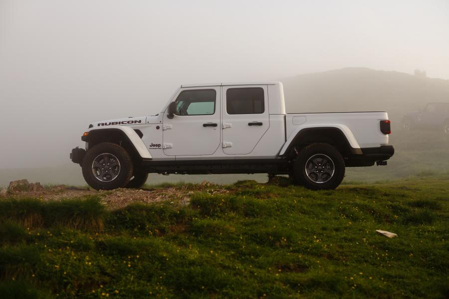  Jeep Gladiator Rubicon (JT) 2019 года  (EU) (фото 27 из 40)